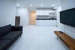 Orchard Tower Rear Block Apartment (D9), Apartment #637761981